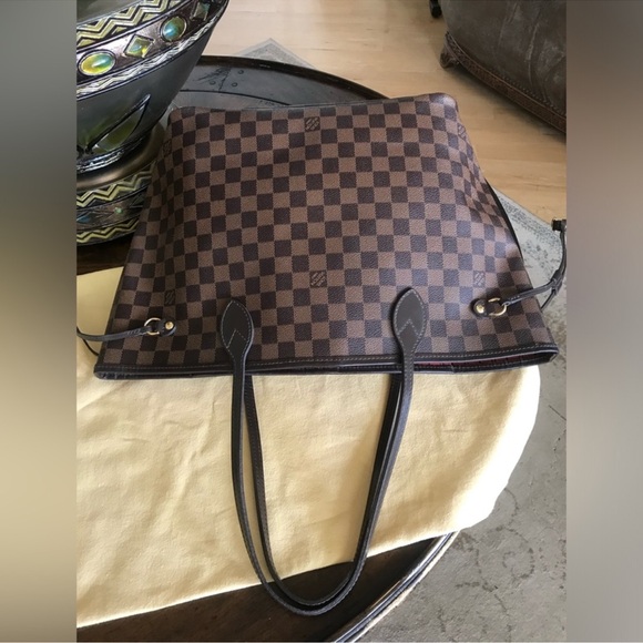 Gorgeous Louis Vuitton Neverfull MM Damier Ebene - Picture 15 of 17